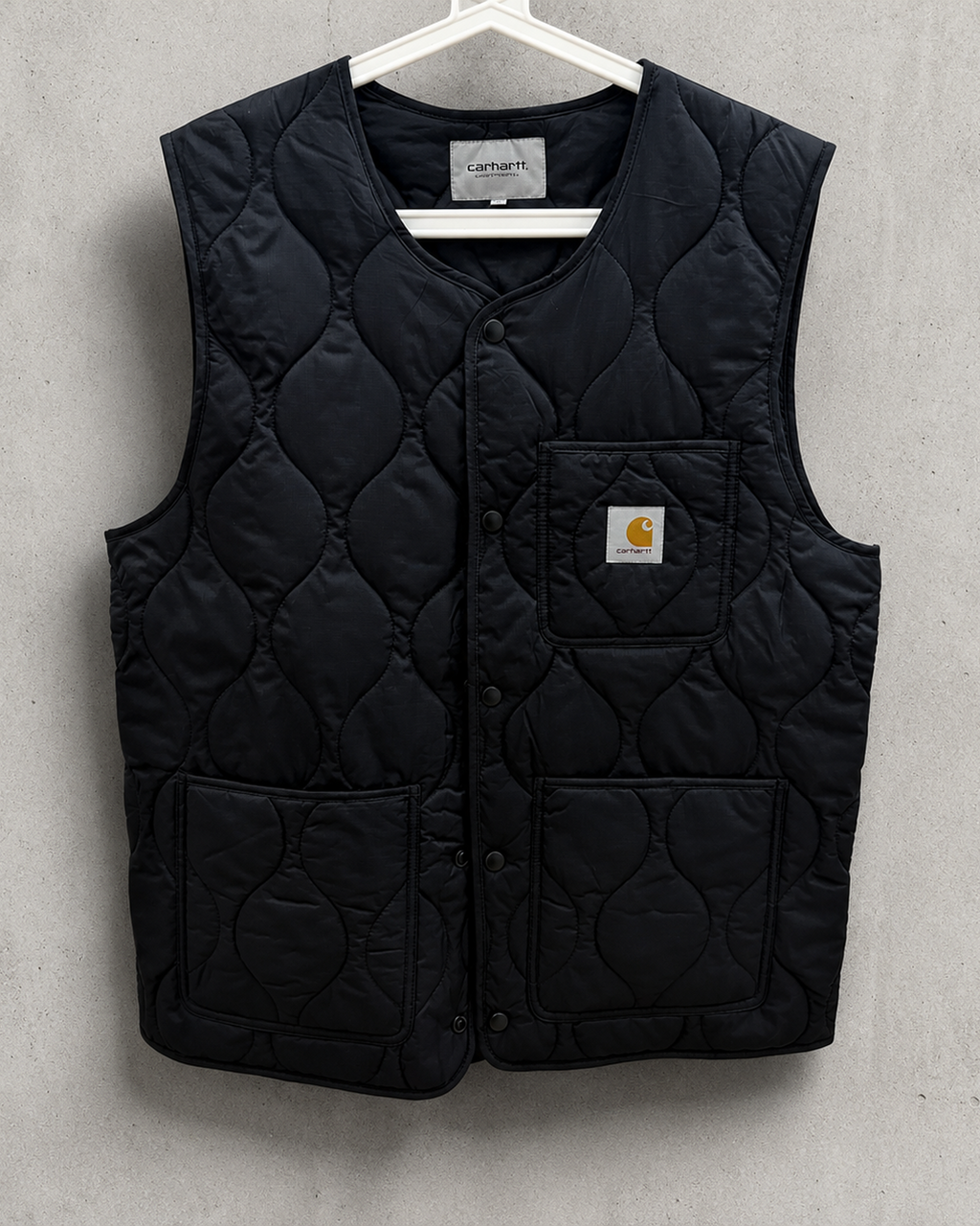 Carhartt WIP Black Quilted Vest Size L – Sleeveless Liner Jacket with Chest Logo | Raw Issue